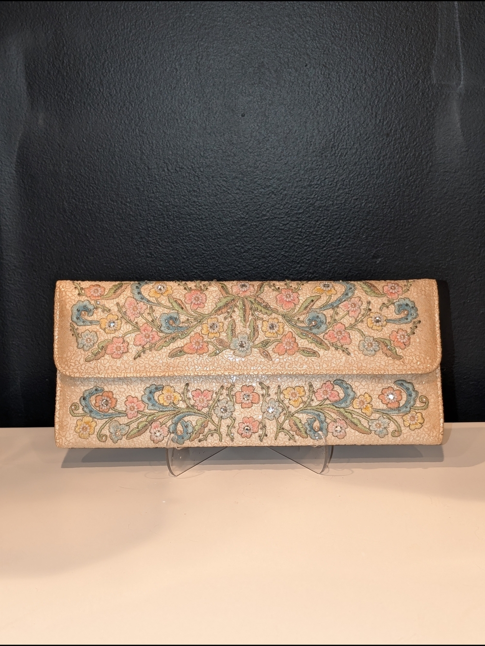 Vintage Lillian of Brazil Hand Embroidered Floral Clutch Wallet